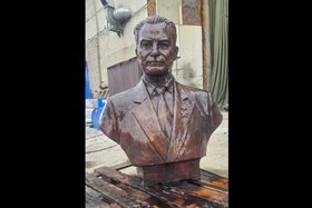 Бюст Ежевского. Фото предоставлено Виктором Бронштейном