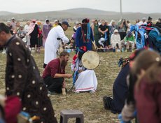 Шаманы возносили молитвы о благополучии