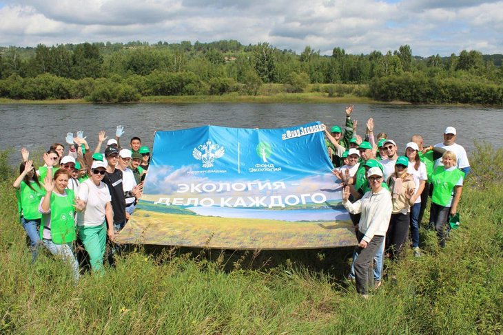Волонтеры. Фото пресс-службы администрации Иркутска