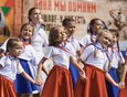 С Днём российского флага музыкальным номером поздравили учащиеся школы № 4.