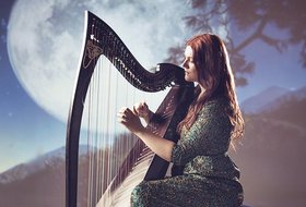Музыка под куполом звёзд. Юлия Тагильцева (арфа)
