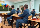 Ветераны СВО поздравили школьников и студентов с 1 сентября. Фото пресс-службы правительства региона