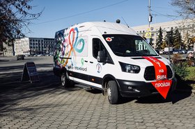 Тест-мобиль. Фото со страницы Иркутского областного центра СПИД в социальной сети «ВКонтакте»