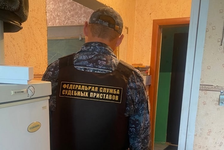 Судебный пристав. Фото пресс-службы ГУ ФССП России по Иркутской области