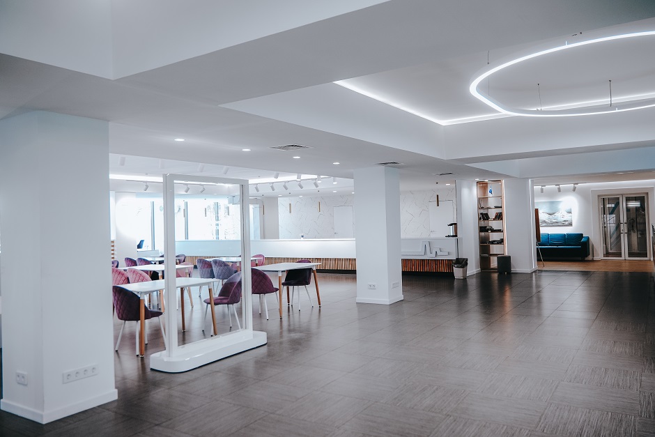 Фойе Дома молодежи