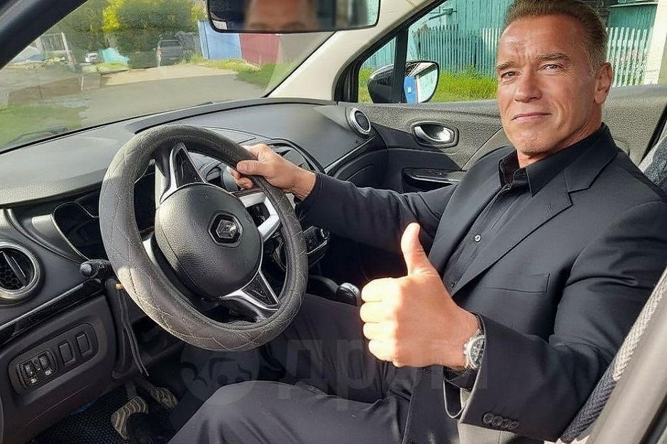 Арнольд Шварценеггер. Фото с сайта auto.drom.ru