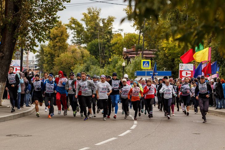 Бегуны. Фото пресс-службы администрации Иркутска