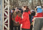 Волонтер во время празднования Дня народного единства в 2024 году. Фото Маргариты Романовой, IRK.ru