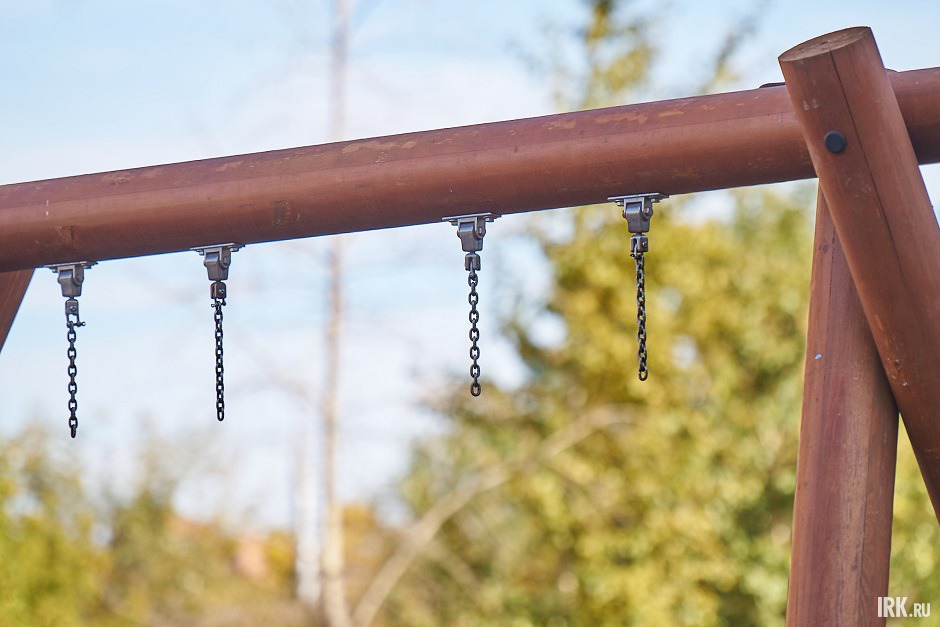 Качели без сидений