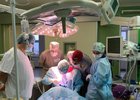 Операция. Фото пресс-службы правительства Иркутской области