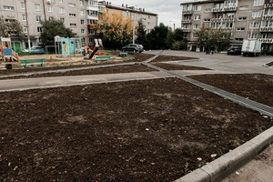 Площадка между домами № 264 на Ярославского и 233 на Баумана