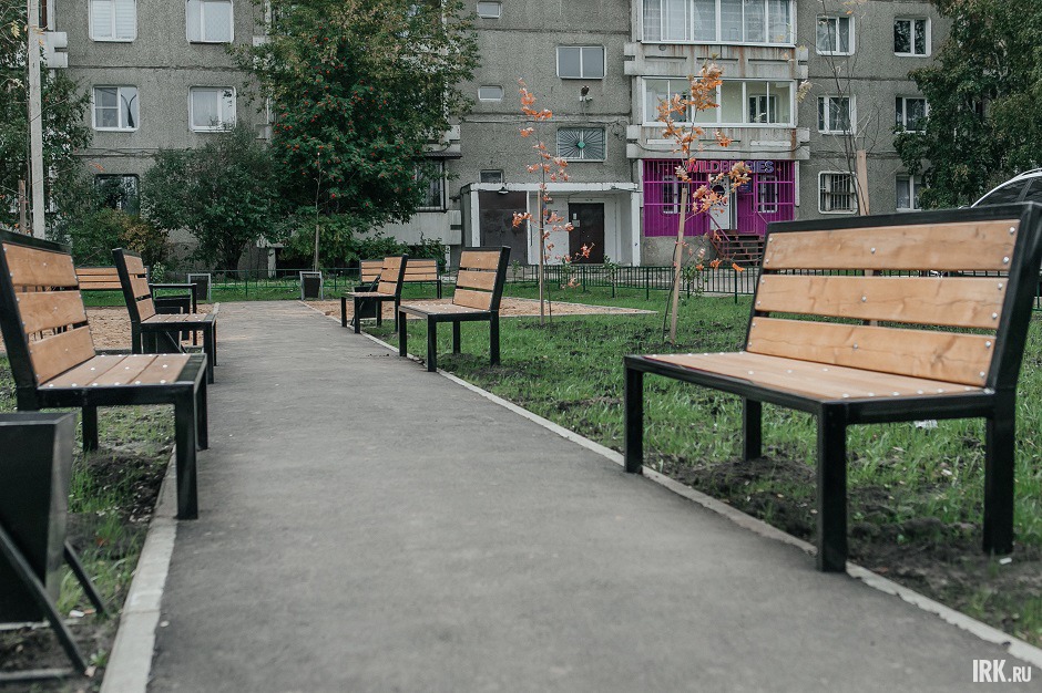 Площадка между домами № 197 и 193