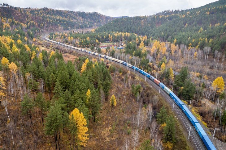 Поезд. Фото из телеграм-канала Восточно-Сибирской железной дороги