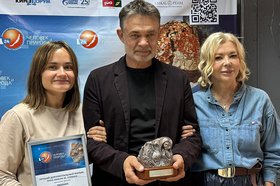 Церемония награждения. Фото из группы «Киностудия „Матёра“/„Первое кино. Байкал“» в социальной сети «ВКонтакте»