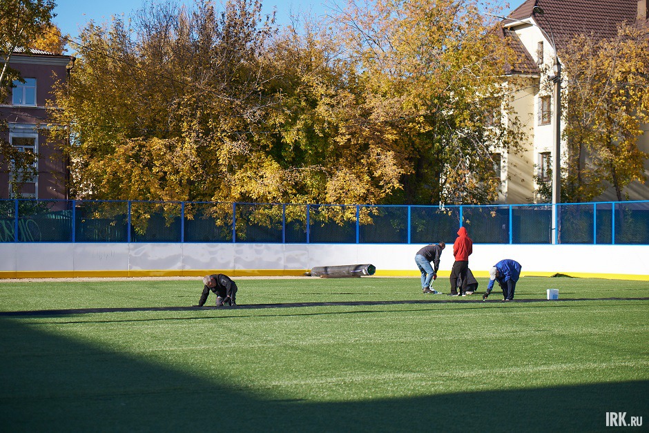Такой корт первый и единственный в округе № 8