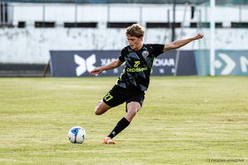 Футболист. Фото Евгении Айвазовой из группы ФК «Иркутск» «ВКонтакте» Футболист. Фото Евгении Айвазовой из группы ФК «Иркутск» «ВКонтакте»