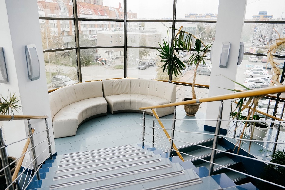 Фойе Дома молодежи