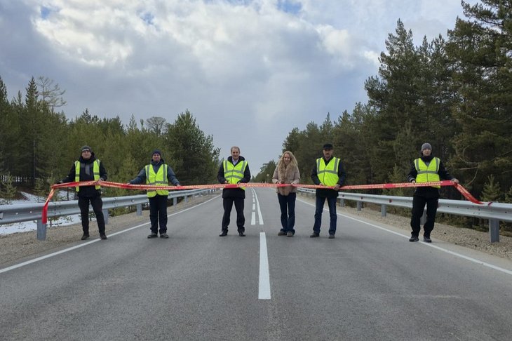 Отремонтированная дорога. Фото пресс-службы правительства Иркутской области