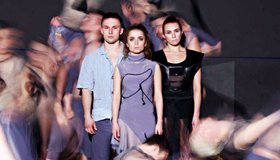 Откройте ангелу дверь