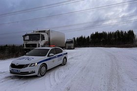 Ограничение движения большегрузов. Фото Госавтоинспекции Иркутской области