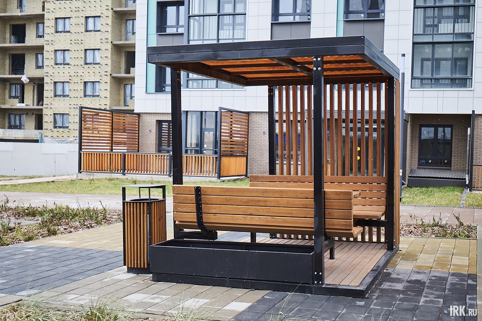 Площадка во дворе дома