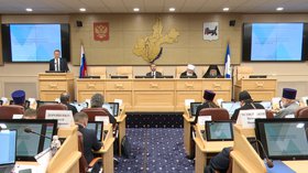 Заседание. Фото с сайта Законодательного собрания Иркутской области