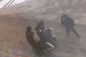 Драка в Братске. Фото из телеграм-канала МВД38