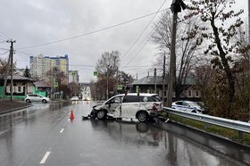 Авария в Свердловском округе. Фото ГУ МВД России по Иркутской области