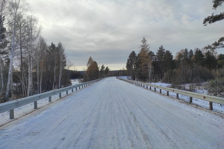 Дорога. Фото из телеграм-канала правительства Иркутской области