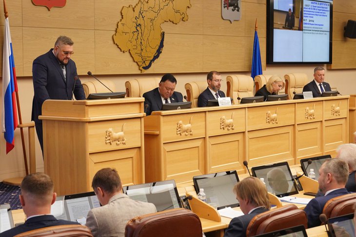 Сессия регионального парламента. Фото IRK.ru