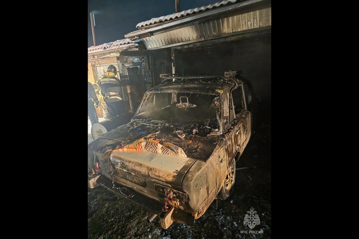 Пожар. Фото пресс-службы ГУ МЧС по региону