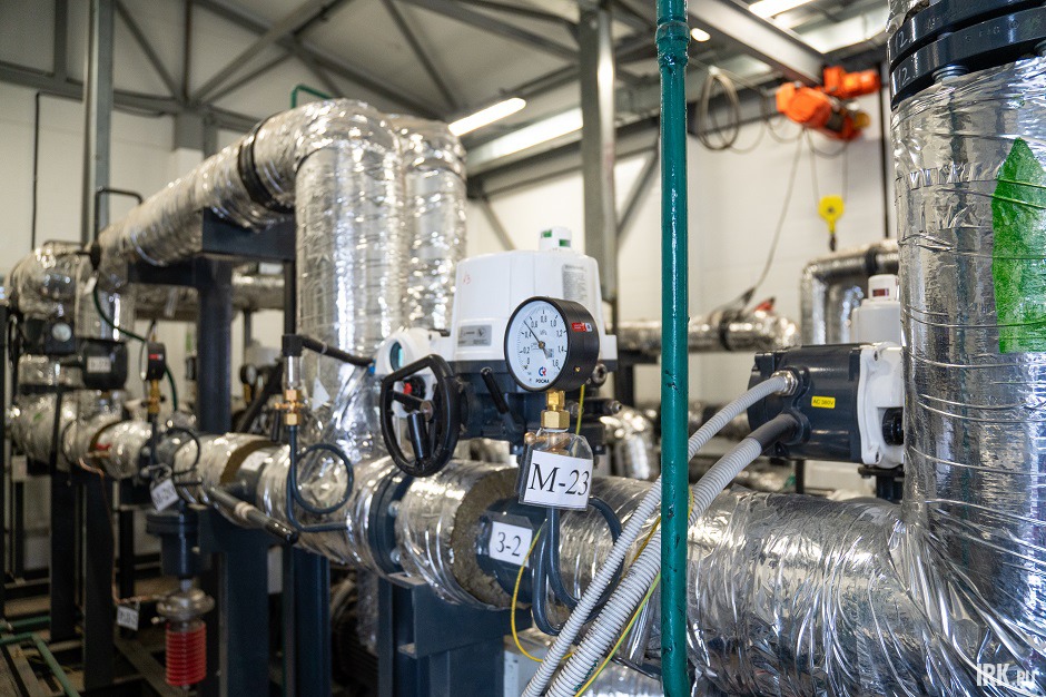 Пункт обеспечивает горячей водой более двух тысяч жителей и четыре соцобъекта