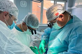 Операция. Фото пресс-службы правительства Иркутской области