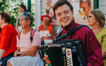 Вечер с гармонью в Ремесленном подворье