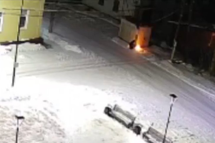 Поджог подстанции. Скриншот видео ГУ МВД России по Иркутской области