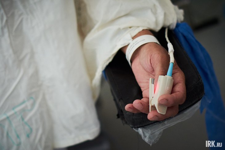 Пульсоксиметр. Фото Маргариты Романовой, IRK.ru