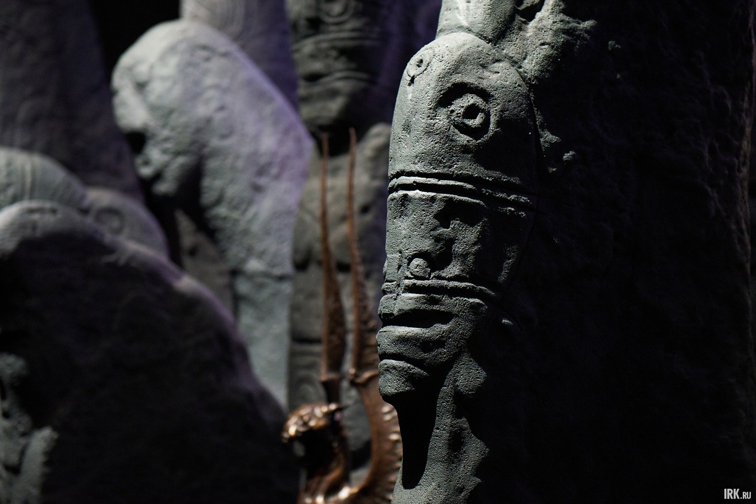 В середине XIX века Сибирь воспринималась как регион, бесперспективный для археологии. Тогда ученые считали, что обширные территории от Урала до Тихого океана в древности были безлюдны.