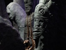 В середине XIX века Сибирь воспринималась как регион, бесперспективный для археологии. Тогда ученые считали, что обширные территории от Урала до Тихого океана в древности были безлюдны.