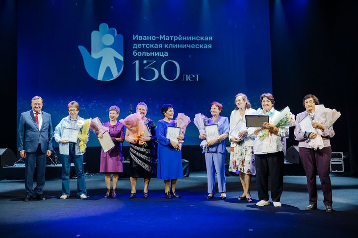 Награждение. Фото пресс-службы правительства Иркутской области