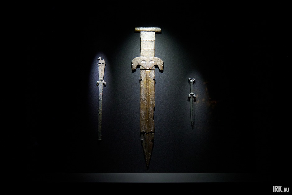 А где ещё вы увидите скифский ритуальный меч с изображением глаз на гарде (V–III вв. до н. э. Прибайкалье)?