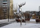 Скульптура оленя в сквере Бажова. Фото пресс-службы думы Иркутска