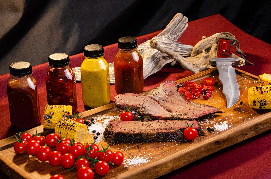 Мясо и соусы к нему