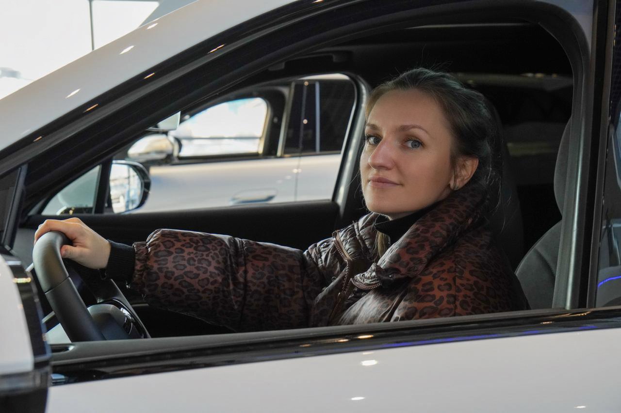 Для безопасности водителя и пассажиров в автомобиль встроено большое количество электронных ассистентов