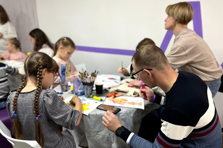 Дети в центре «Притяжение». Фото пресс-службы правительства Иркутской области