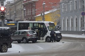 ДТП с микроавтобусом. Фото: Екатерина Андреева