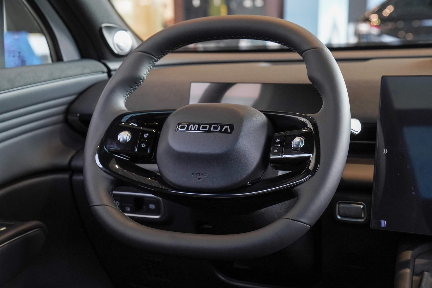 Внутреннее обустройство довольно простое, без излишней роскоши