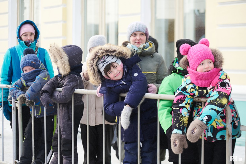 У Деда Мороза есть дом – его резиденция в Великом Устюге. Но не у всех получается до неё доехать.