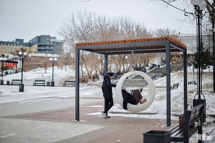 Качели. Фото Маргариты Романовой, IRK.ru