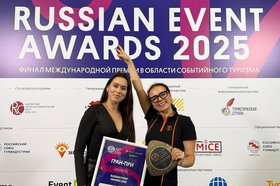 Елена Кухта и Елизавета Ташлыкова. Фото предоставлено организаторами фестиваля «Сытый Бабр»