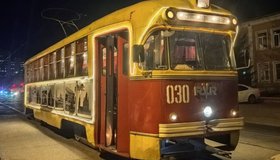 Новогодний трамвай